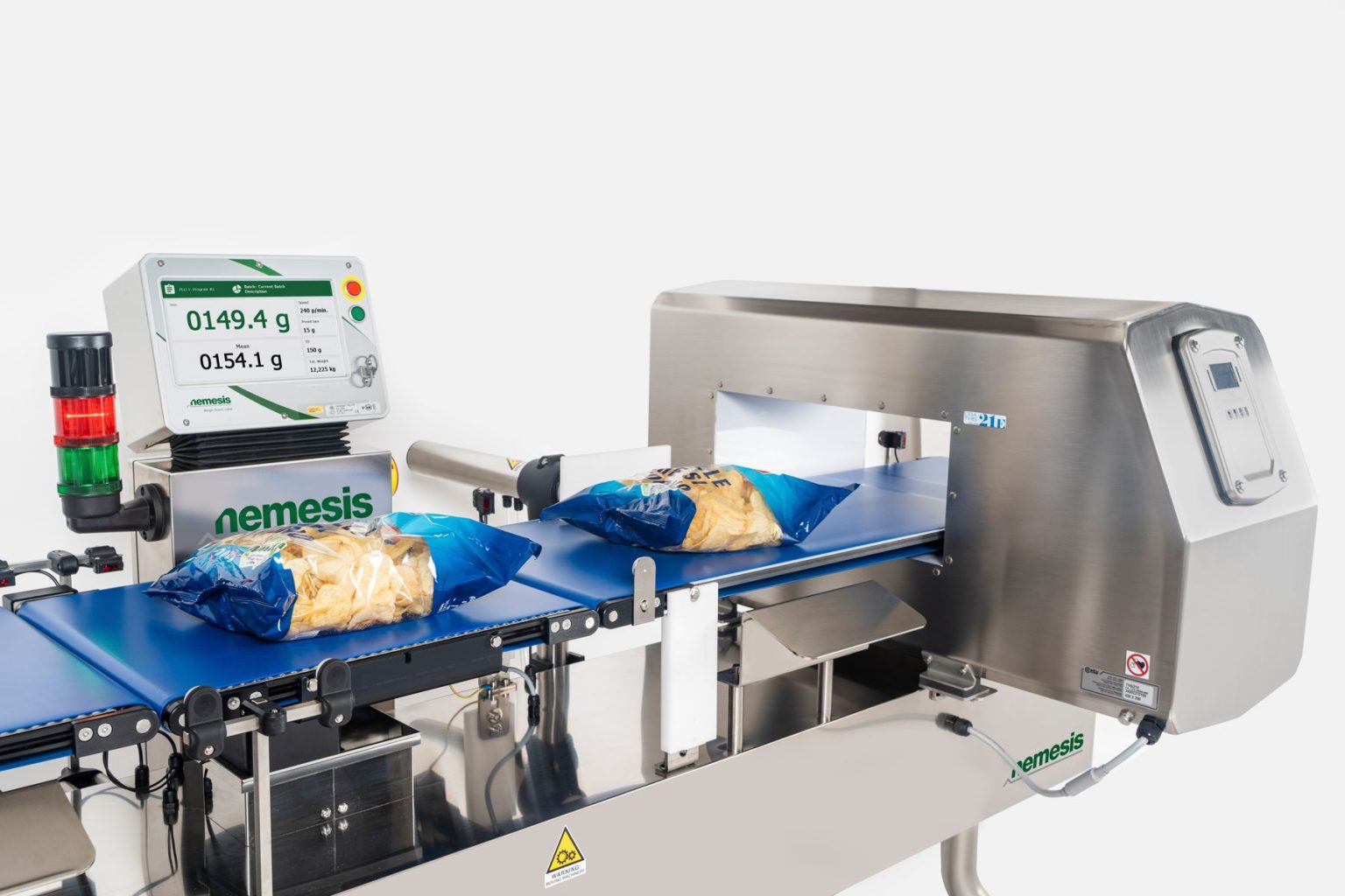 Combiné trieuse pondérale et détecteur de métaux contrôlant des sachets